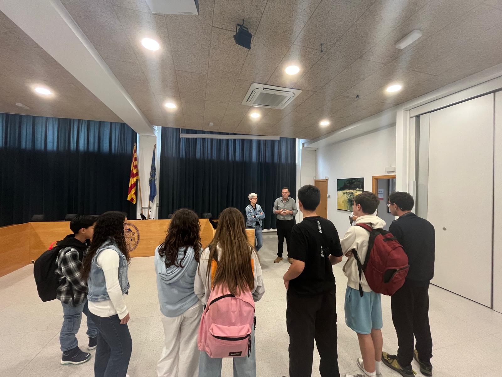 L’Ajuntament de Tossa tanca amb èxit el taller de ràdio juvenil sota la direcció de la periodista Gemma Alegrí